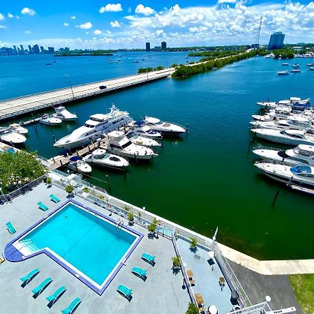 Premium Modern Waterfront Apartment With Miami Skyline View On The Bay 5 Mins Drive To Miami Beach With Free Parking Eksteriør bilde